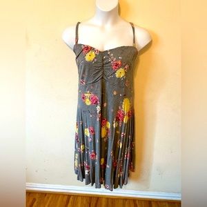TORRID Gray Floral Dress with removable straps